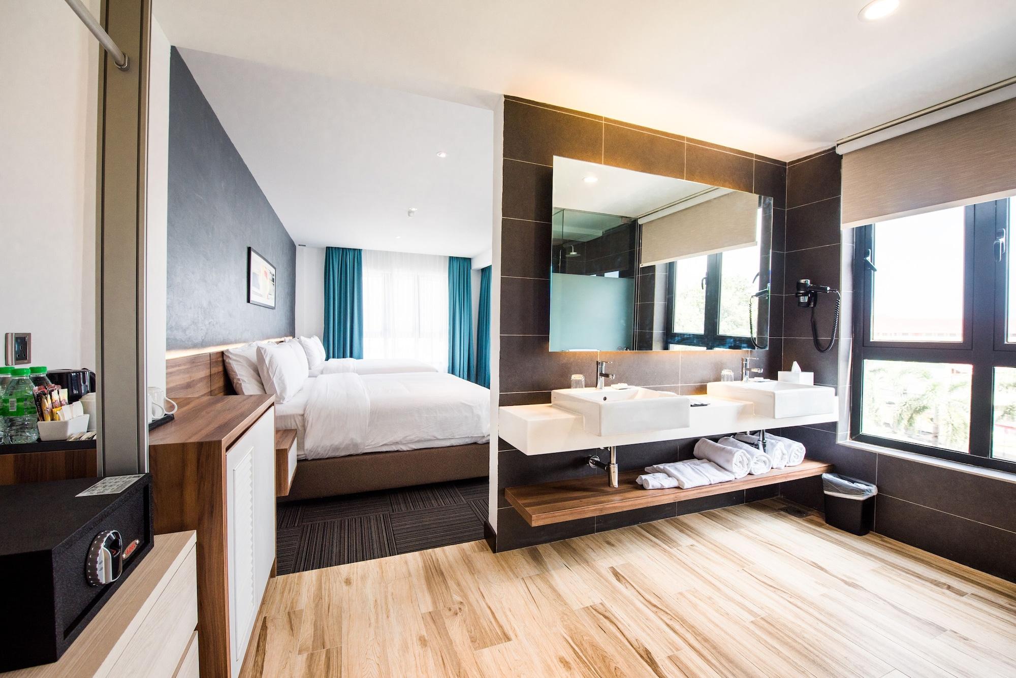 เดอะ สมิธ เฮาส์ Hotel ปันไตเจอนัง ภายนอก รูปภาพ