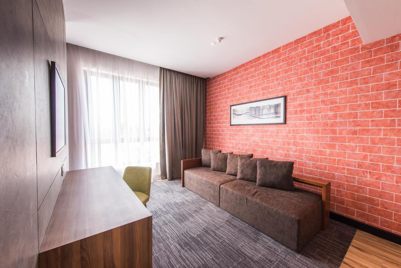 เดอะ สมิธ เฮาส์ Hotel ปันไตเจอนัง ภายนอก รูปภาพ